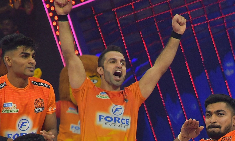 Pro Kabaddi: Fazel Atrachali becomes first defender to complete 400 tackle points in PKL