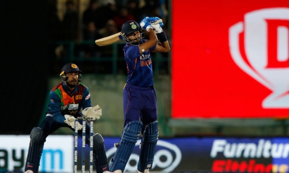 Shreyas Iyer's 77 helps India complete a comprehensive victory in 2nd T20I