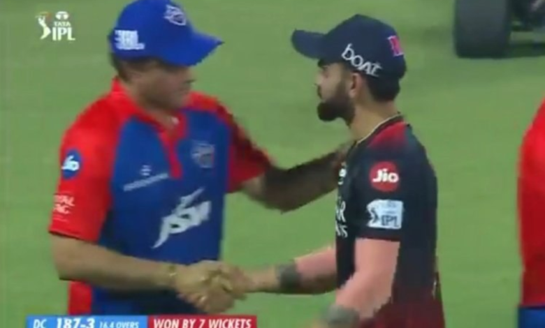 Sourav Ganguly, Virat Kohli engage in an 'internet-breaking' handshake