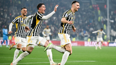 Juventus earn narrow 1-0 win over Napoli to go top of the Serie A